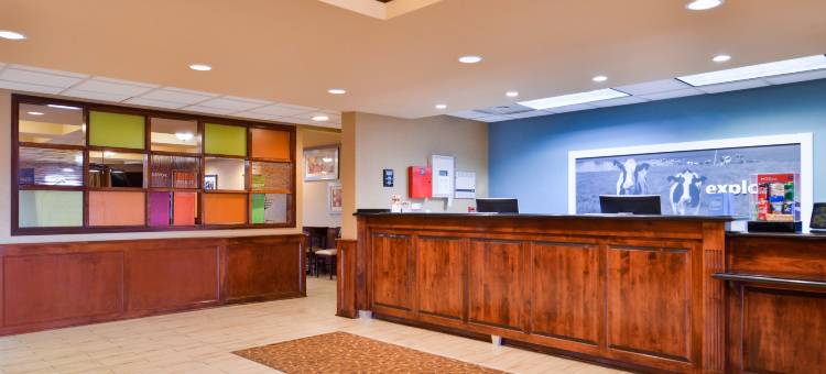 格林斯伯罗东/麦克莱恩斯维尔欢朋酒店(Hampton Inn Greensboro-East/McLeansville)图片