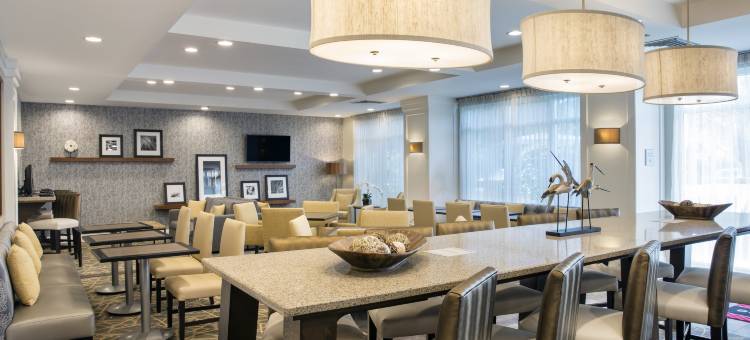 哈兰代尔海滩阿文特拉希尔顿欢朋酒店(Hampton Inn Hallandale Beach-Aventura)图片