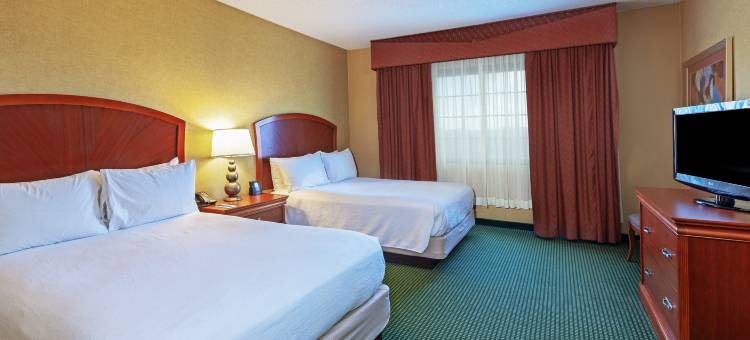 格林斯伯勒机场希尔顿安泊套房酒店(Embassy Suites by Hilton Greensboro Airport)图片