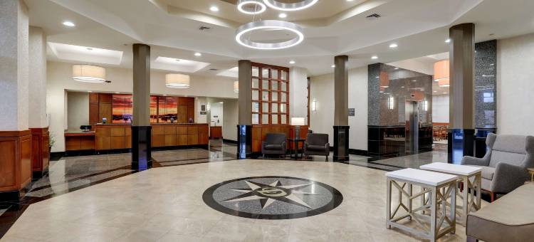 夏洛特-诺斯莱克德鲁里套房酒店(Drury Inn & Suites Charlotte Northlake)图片