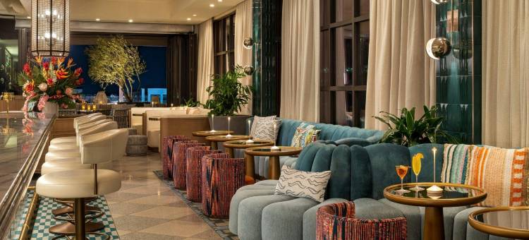 圣彼得堡市中心莫克西酒店(Moxy St. Petersburg Downtown)图片