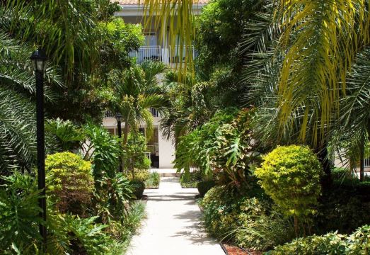 Hotel la Vista Azul Hotel Overview