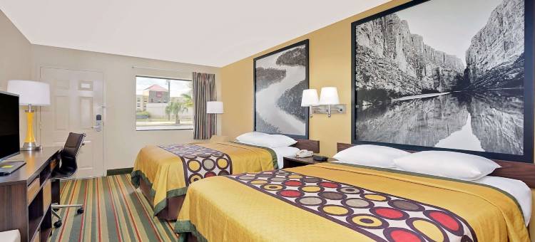 拜伦-南梅肯速8酒店(Super 8 by Wyndham Byron/South Macon)图片