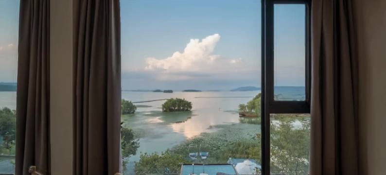 过云山居湖上庄园(苏州太湖三山岛景区店)图片