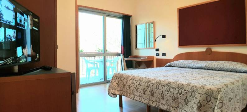 圣彼得罗泰尔梅堡酒店(Hotel Terme di Castel San Pietro)图片