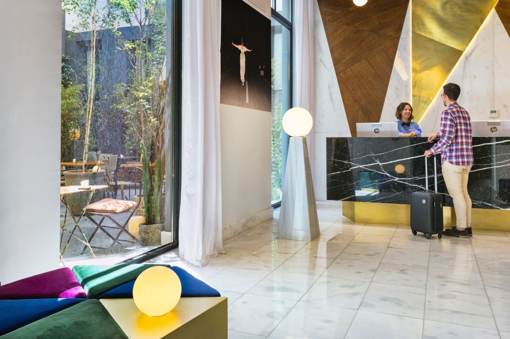 One Shot FortunyOver view