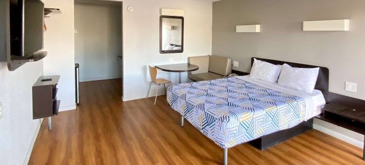 加利福尼亚德拉诺 6 号汽车旅馆(Motel 6 Delano, CA)图片