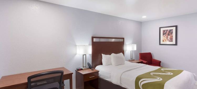 雷丁I-5附近凯艺酒店(Quality Inn Redding Near I-5)图片