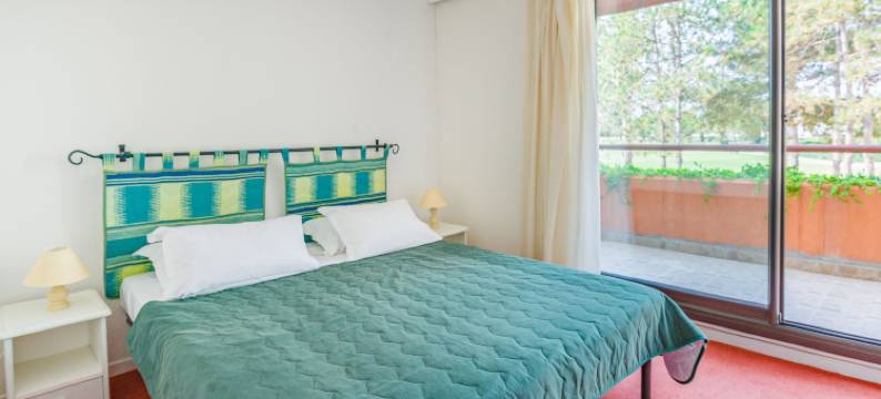 拉朗格日高尔夫公寓式酒店(Lagrange Vacances Résidence du Golf)图片