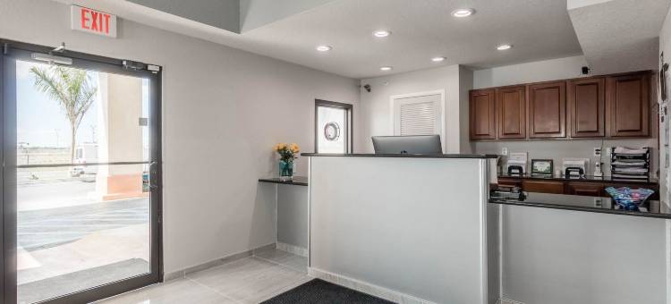 蓬塔戈尔达夏洛特港温德姆呗盟酒店(Baymont by Wyndham Punta Gorda/Port Charlotte)图片