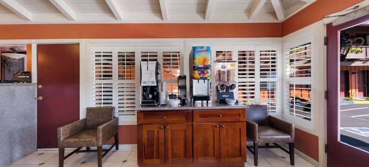 太平洋丛林 - 蒙特雷凯隆精选威尔基酒店(Clarion Collection Wilkie's Inn Pacific Grove - Monterey)图片