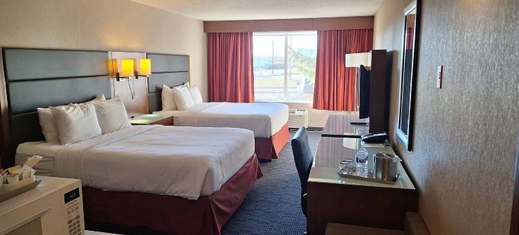 麦克默里堡丽笙套房酒店(Radisson Hotel & Suites Fort McMurray)图片