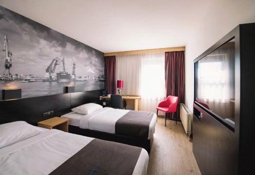 Bastion Hotel Rotterdam Zuid Hotel Overview