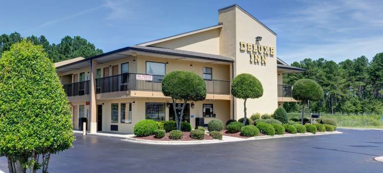 费耶特维尔华丽酒店(Deluxe Inn - Fayetteville I-95)图片