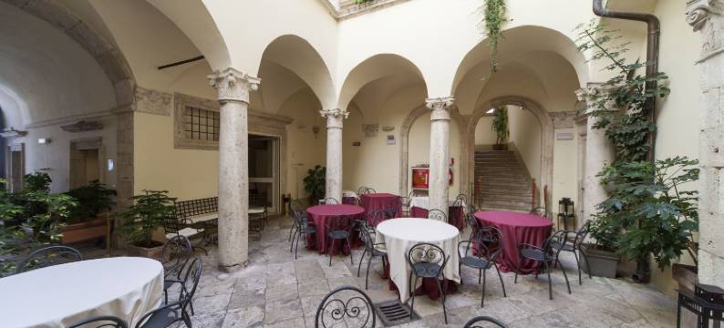 盖德罗奇宫酒店(Palazzo Guiderocchi)图片