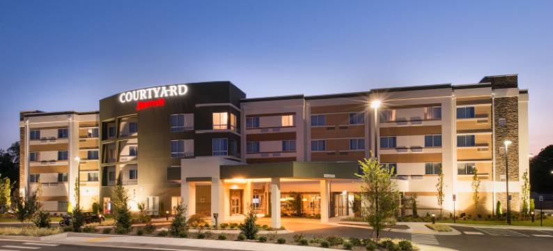 温泉城万怡酒店(Courtyard Hot Springs)图片