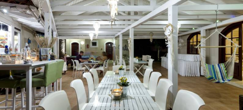 斯特利奥斯花园酒店(Stelios Gardens)图片