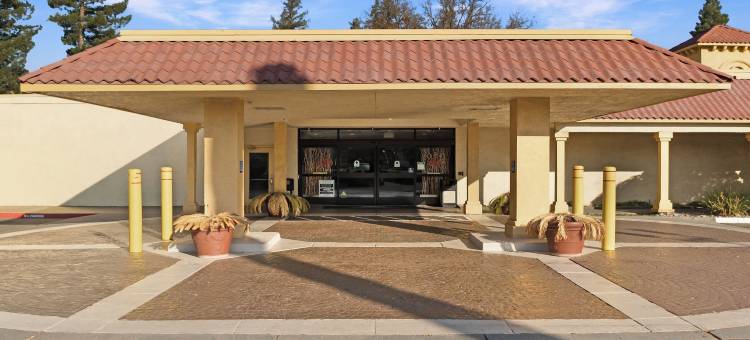 温德姆豪生-萨克拉门托市中心(Howard Johnson by Wyndham Sacramento Downtown)图片