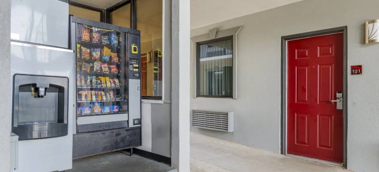 亚特兰大-肯纳瑟州立大学红顶酒店(Red Roof Inn Atlanta - Kennesaw State University)图片