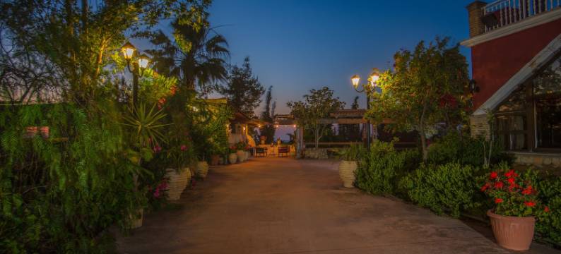 阿南塔蓝色公寓(Ananta Blue Residence)图片