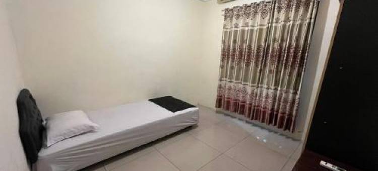 Spot on Homestay 格里亚苏纳蒂民宿(Spot on Homestay Griya Sunarti)图片