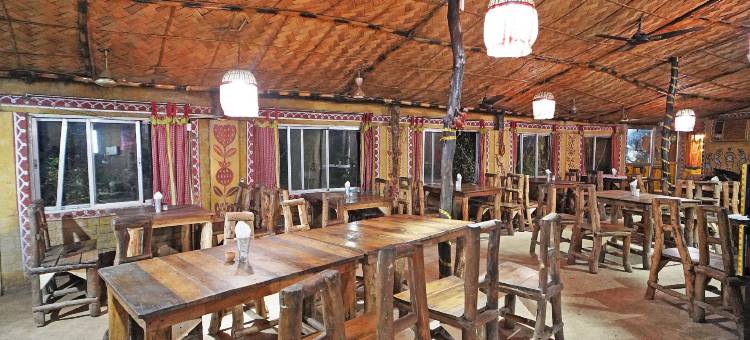 明亮村庄度假村(Roshnai Village Resort)图片