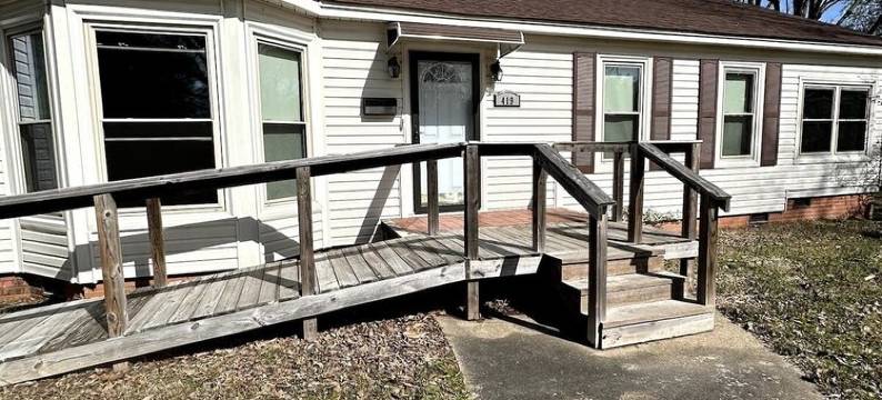 Cute 2 bed 1 bath home that sleeps 7 in a quiet neighborhood.图片