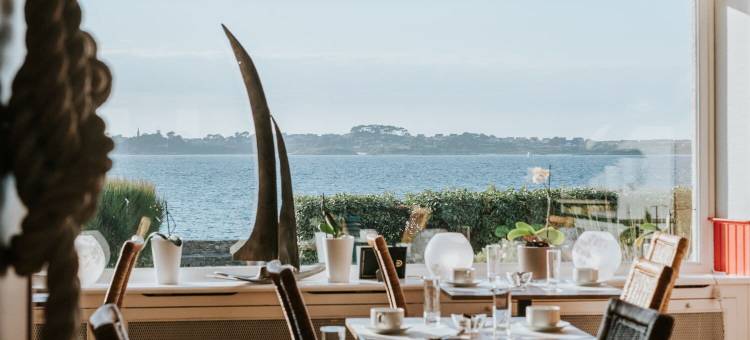 奥克斯塔瑞酒店 - 海景(Hôtel Aux Tamaris - Vue Mer)图片