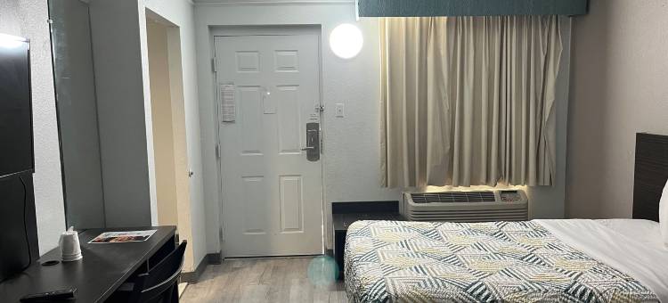 Studio 6 凤凰城, 亚利桑那州 - 市中心(Studio 6 Phoenix, AZ Midtown)图片