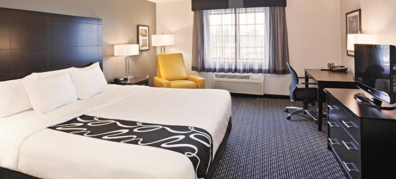 丹佛恩格尔伍德科技中心拉昆塔温德姆套房酒店(La Quinta by Wyndham Denver Englewood Tech Ctr)图片