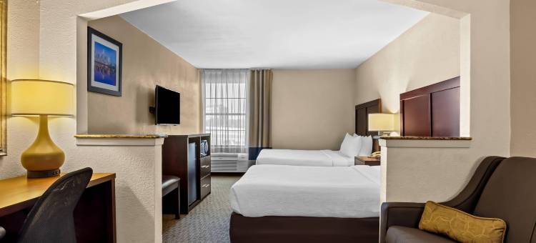 品质酒店套房欧文-拉斯科利纳斯(Quality Suites Irving-Las Colinas)图片