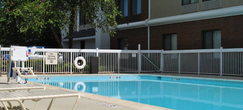 Holiday Inn Express 里士满西北的I - 64(Holiday Inn Express RICHMOND I-64 SHORT PUMP AREA by IHG)图片