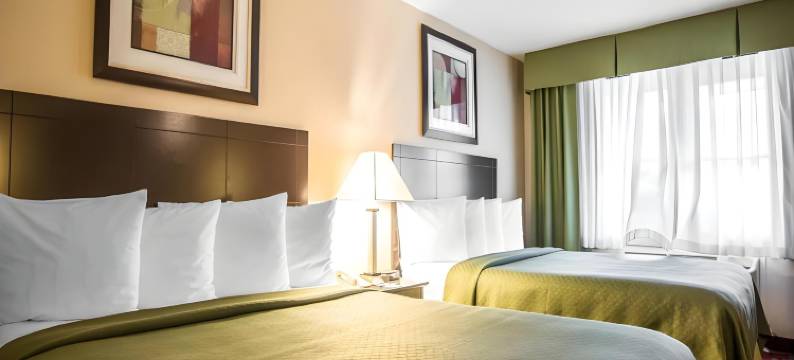 谢尔本-伯灵顿凯艺酒店(Quality Inn Shelburne - Burlington)图片