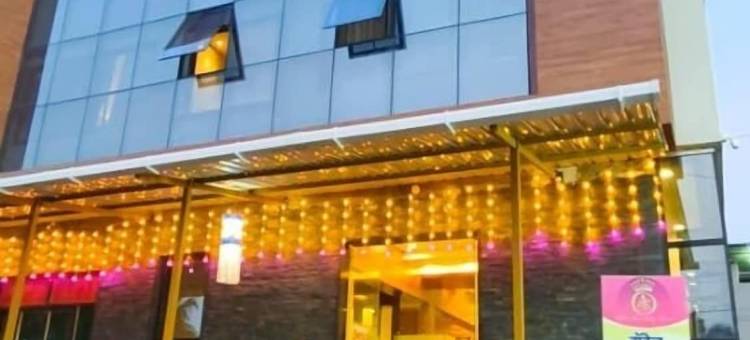 阿拉迪亚皇冠酒店(Hotel Aaradhya Crown)图片