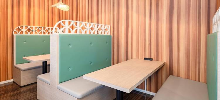 那霸县府办事处舒适酒店(Comfort Hotel Naha Prefectural Office)图片