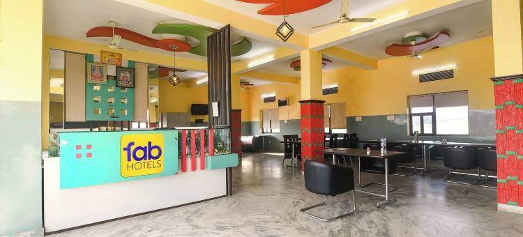 高速公路骄傲酒店(FabHotel Highway Pride)图片