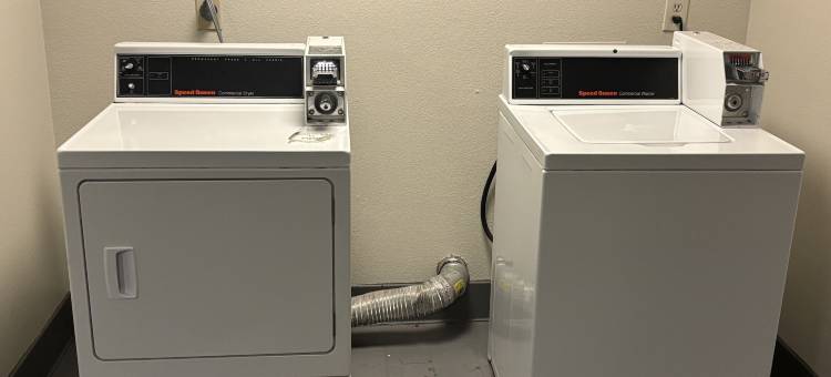 Super 8 by Wyndham Hammond/North图片