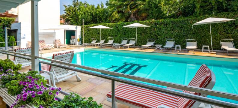 Jet Hotel, Sure Hotel Collection by Best Western图片