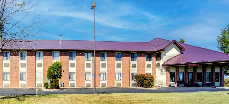 Capital O Amerihost Inn and Suites 梅西科54号高速公路(Capital O Amerihost Inn and Suites Mexico Hwy 54 MO)图片