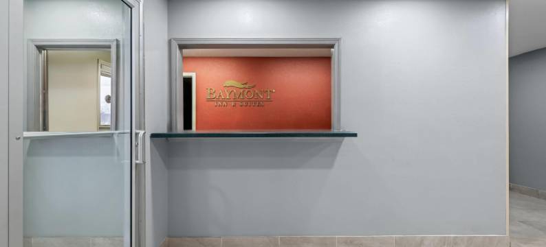 塔斯卡卢萨呗盟套房酒店(Baymont by Wyndham Tuscaloosa)图片