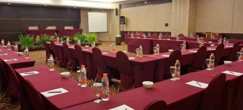 玛琅卡克拉大酒店(Grand Cakra Hotel Malang)图片