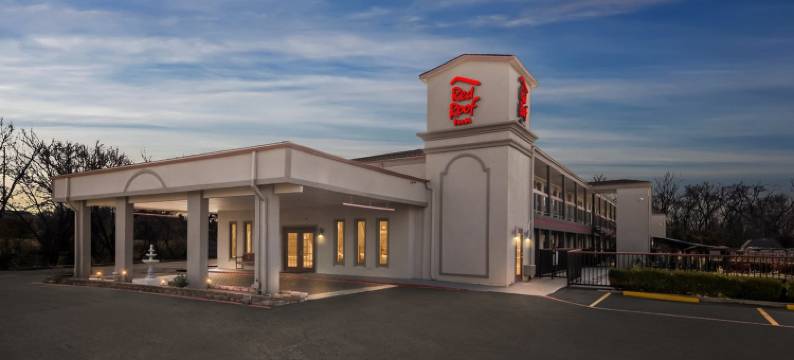 阿德莫尔红屋顶客栈(Red Roof Inn Ardmore)图片