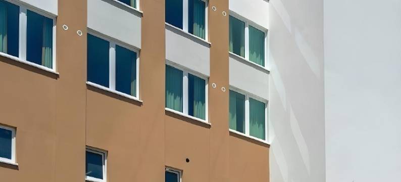 柏林舍讷费尔德7天优品酒店(Hotel Campanile Berlin Brandenburg Airport)图片