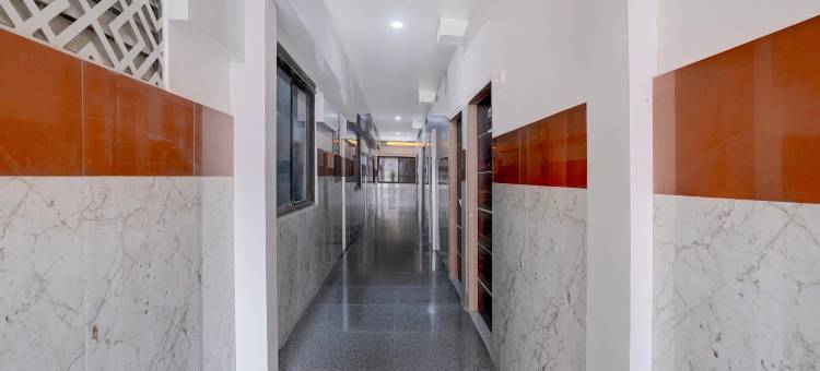 高级酒店阿迪提亚客栈(Townhouse Oak Dharwad New Bus Terminal Formerly Hotel Aditya Inn)图片