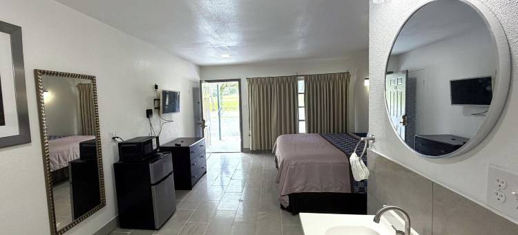 靠近高尔夫球场的友谊旅馆，奥卡拉，佛罗里达(Friendship Inn Near Golf Course Ocala FL)图片