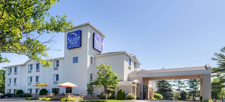 舒眠套房Bay View Acme - 特拉弗斯城(Sleep Inn & Suites Bay View Acme - Traverse City)图片