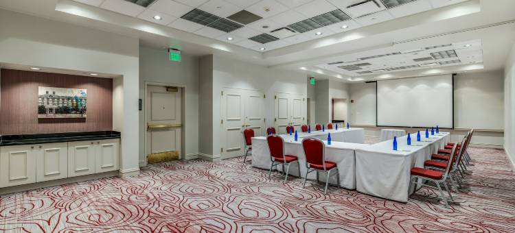 萨福克湖滨希尔顿花园旅馆(Hilton Garden Inn Suffolk Riverfront)图片