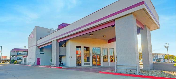 OYO 威奇托福尔斯旅客旅馆(Travelers Inn by OYO Wichita Falls)图片