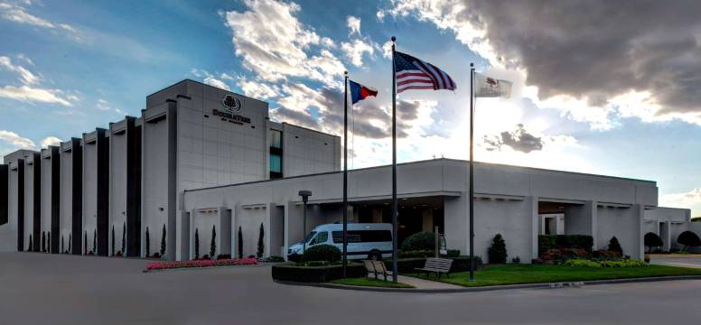 阿林顿南达拉斯沃斯堡国际机场希尔顿逸林酒店(Doubletree by Hilton Arlington DFW South)