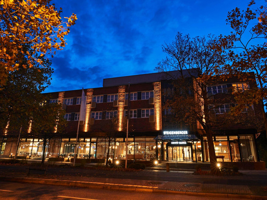 吉尔孔蒂汉莎施柏阁酒店